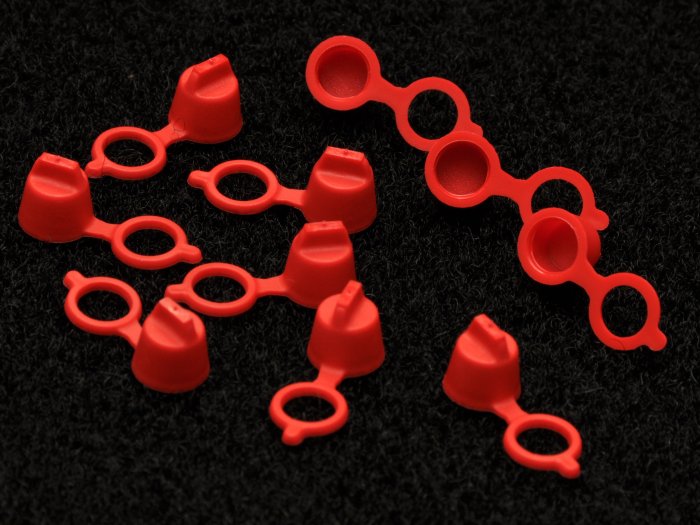 GREASE FITTING CAPS RED (5,000 pcs)