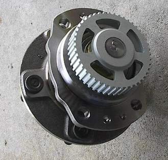 96 - 00 Caravan Town & Country Voyager REAR Hub 512156