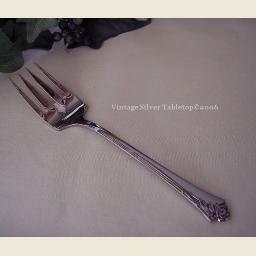 Oneida DAMASK ROSE Stainless Meat Serving Fork NEW