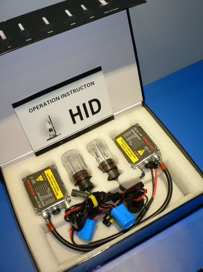 HID xenon lamp kit made by japan electronic components ( TDK/ Panasonic )12 months warantee