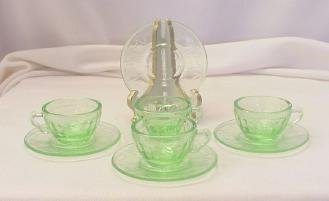 Child's Cups & Saucers Set of 4 Cameo Pattern in Green