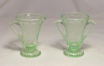 Child's Cream & Sugar Tall Cameo Pattern in Green