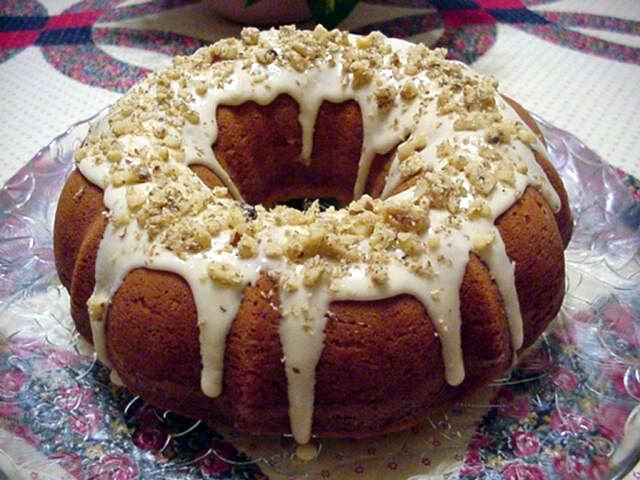 Homemade Pumpkin Raisin Rum Cake