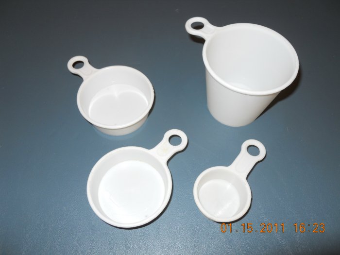 4 Piece Measuring Cup Set