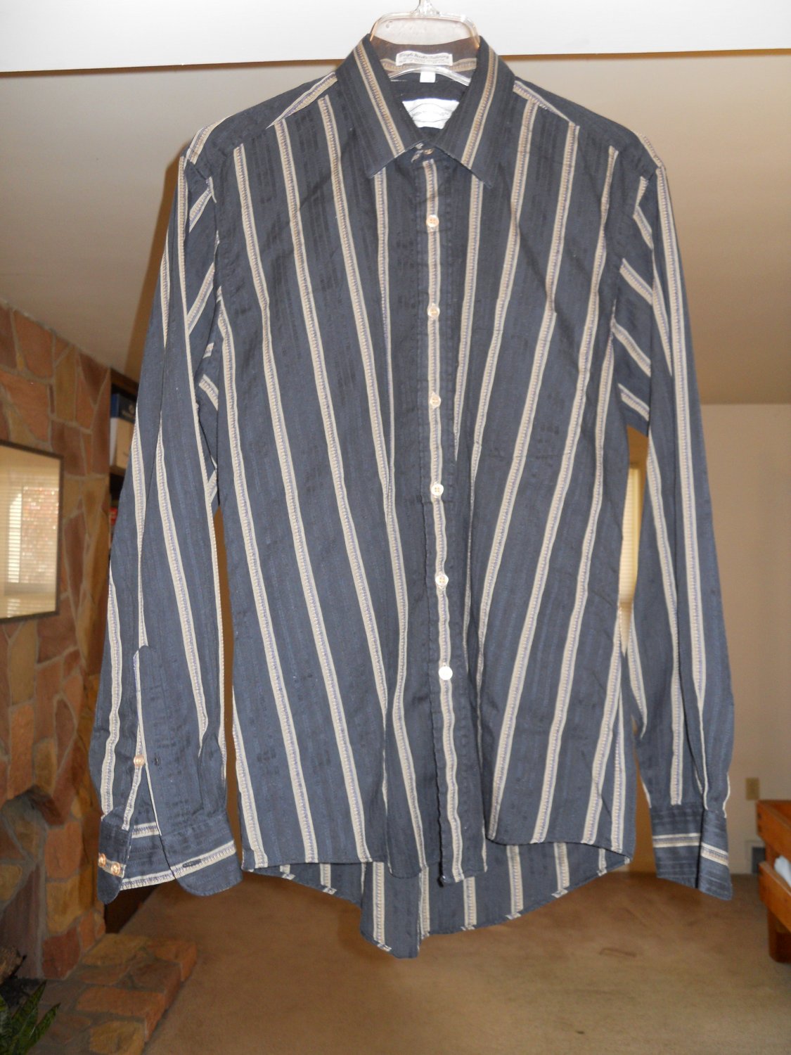 Monte Carlo men's dress shirt size M medium 15 - 15 1/2 long sleeve black/gold