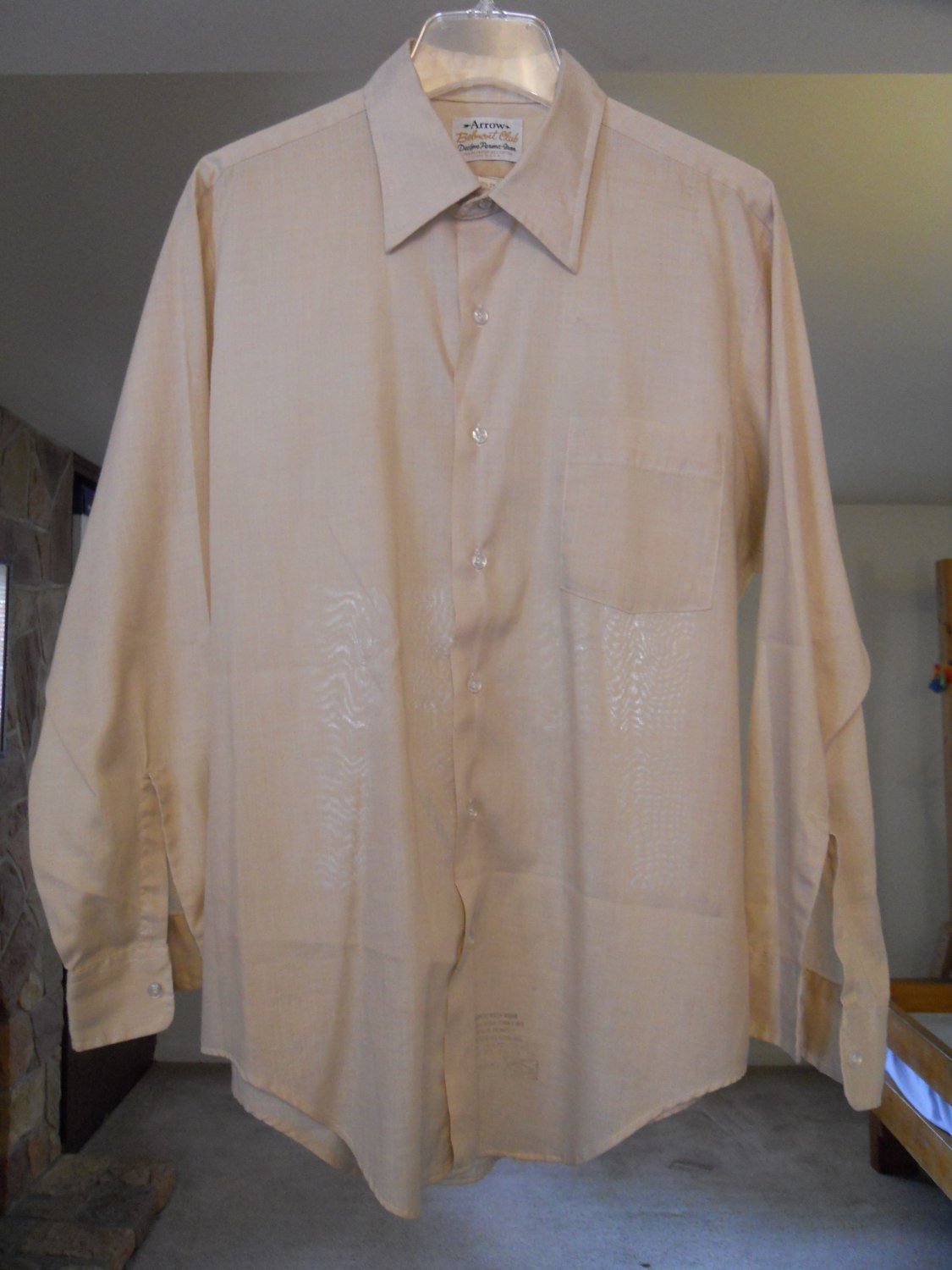 Arrow Belmont Club men's dress shirt size 16 1/2 33 large long sleeve beige tan peach