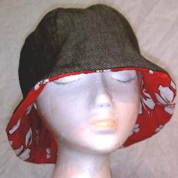 NEW~HANDMADE REVERSIBLE HAT~BLACK DENIM/RED FLORAL