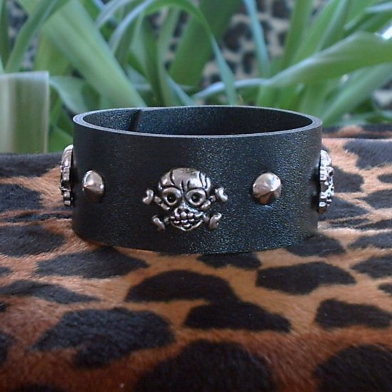 Black Pleather STUDDED CUFF BRACELET ~Punk~Rock~Goth~Pirates ~small Skulls & Crossbones