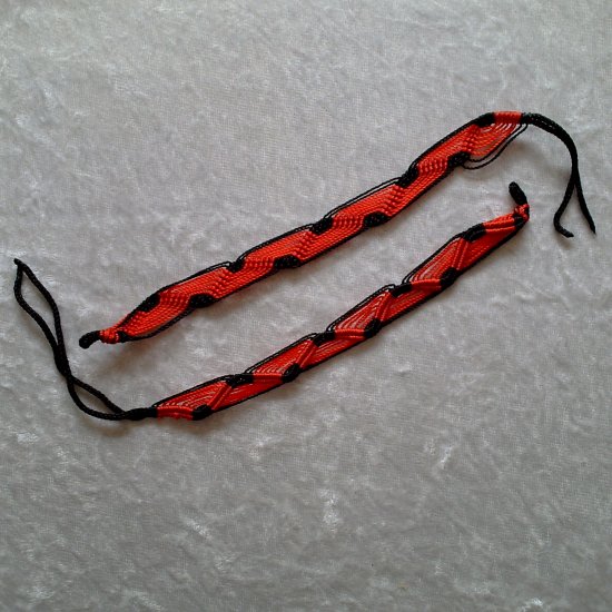 HANDMADE FRIENDSHIP BRACELET ~Black & Red ~Bright Bold Colors ~Zig-Zag Pattern ~Jewelry