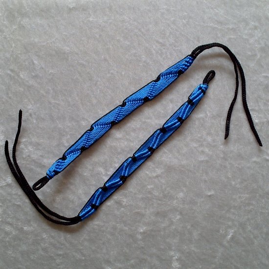 HANDMADE FRIENDSHIP BRACELET ~Medium Blue & Black ~Bright Colors ~Zig-Zag Pattern ~Jewelry