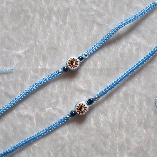 HANDMADE PERUVIAN BEADED FRIENDSHIP BRACELET ~ Light blue with Yin-Yang Sun bead ~Jewelry