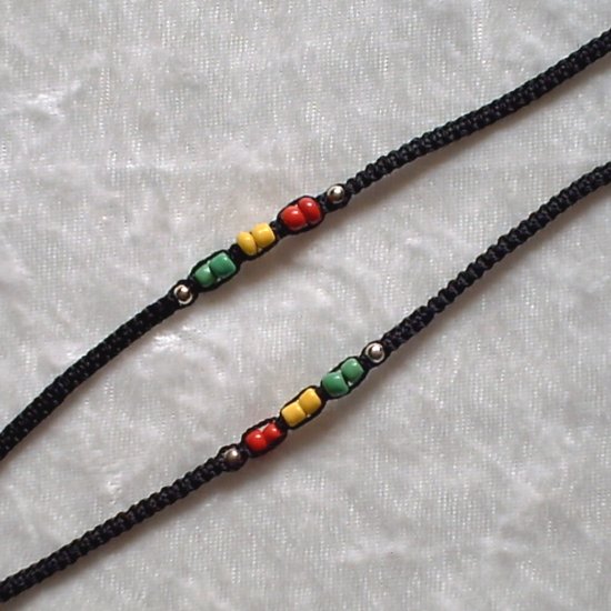 HANDMADE PERUVIAN BEADED FRIENDSHIP BRACELET ~Black with RASTA Red Yellow Green beads ~Jewelry
