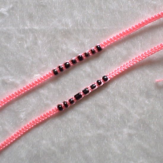 HANDMADE PERUVIAN BEADED FRIENDSHIP BRACELET ~Pink with row of Black seed beads ~jewelry
