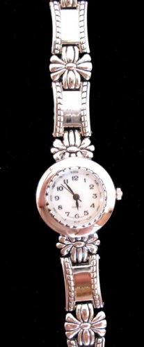Silver tone Bracelet Wristwatch watch