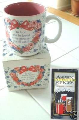 "TO LOVE AND BE LOVED IS THE GREATEST JOY ON EARTH" MUG