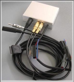 IplugRDS: Ipod car stereo UNIVERSAL interface titles on display