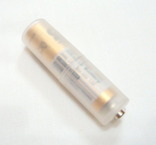 4x White Plastic Battery converter case AAA Size to AA Size