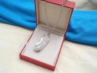 data traveler flash drive necklace 4 GB