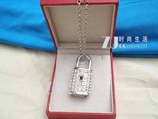 data traveler flash drive necklace 4 GB