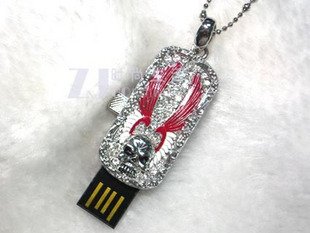 data traveler flash drive necklace 4 GB