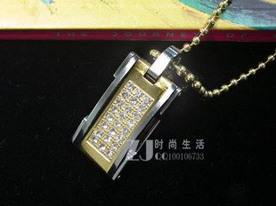 data traveler flash drive necklace 4 GB