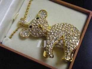 data traveler flash drive necklace 8GB