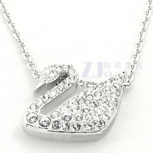 data traveler flash drive necklace 16GB