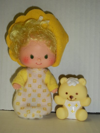 STRAWBERRY SHORTCAKE VINTAGE BUTTER COOKIE Doll