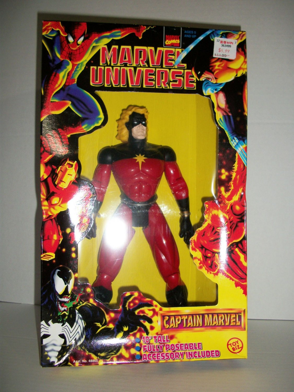 MARVEL 10 inch CAPTAIN MARVEL Action Figure