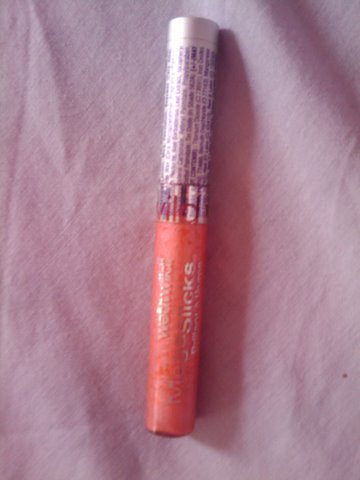 Wet N WIld: mega slicks in strawberry Ice