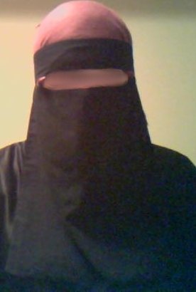 One-piece Saudi niqab