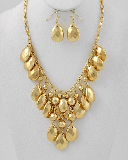 Goldtone / Gold Acrylics Charm Style Necklace & Fish Hook Earring Set