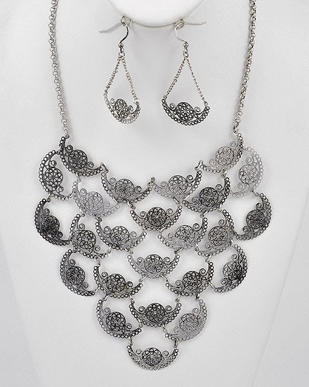 Burnished Silvertone Metal Filigree Necklace & Fish Hook Earring Set
