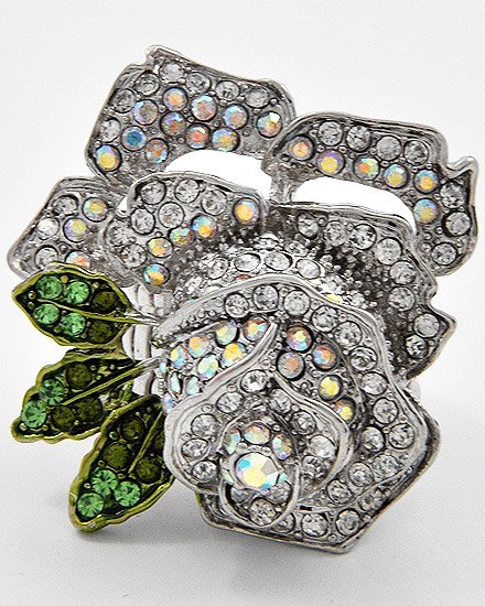 Rhodiumized / Clear swarovski crystals / Flower / Stretch Ring