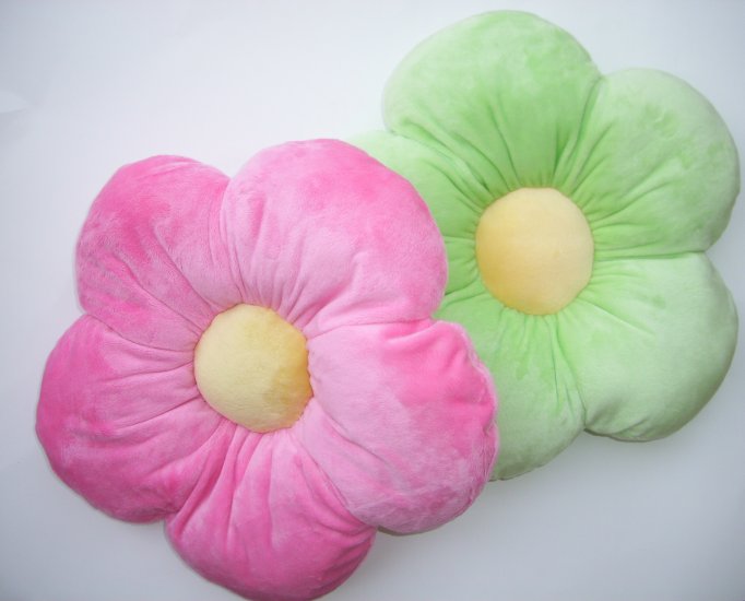 Daisy Pillow - Kids Girls Room- Pink - Small