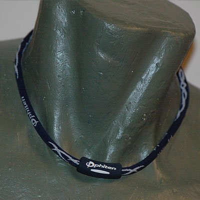 Phiten Titanium X30 Tribal Navy/White necklace 22""