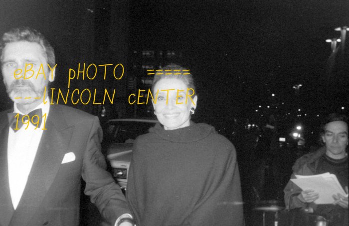 Rare Audrey Hepburn candid Photo Celebrity Picture