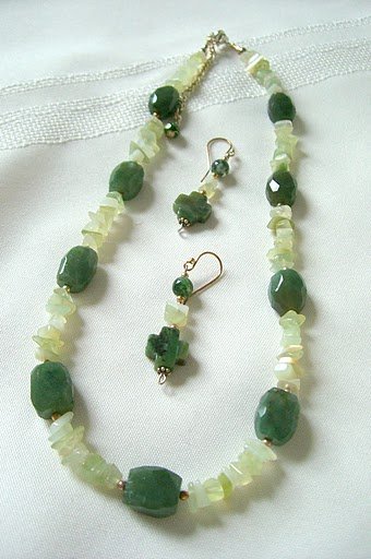 Jade and Celery Agate Necklace Set 3002