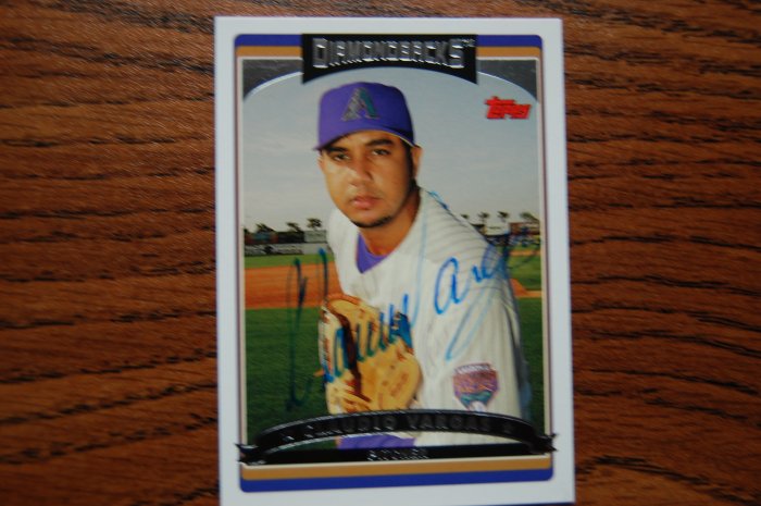 2006 Topps Series 2 Claudio Vargas Autograph