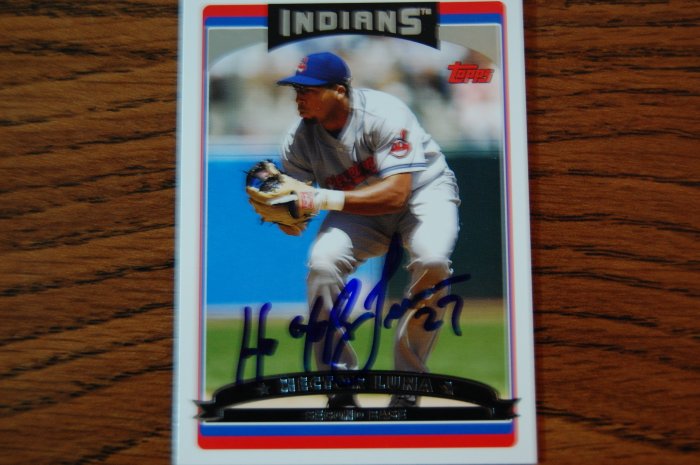 2006 Topps Update Hector Luna Autograph