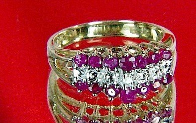 GENUINE 1.06 ctw RUBY & DIAMOND RING