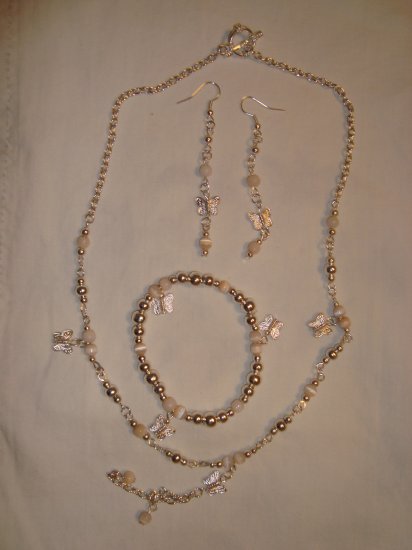 Fantasy Jewelry Pink