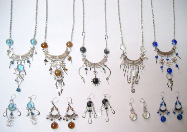 Sorting Necklace