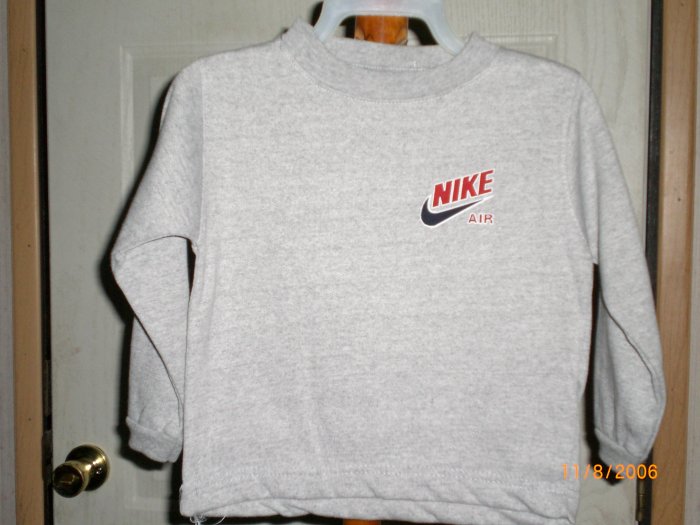 NIKE AIR SWEATSHIRT