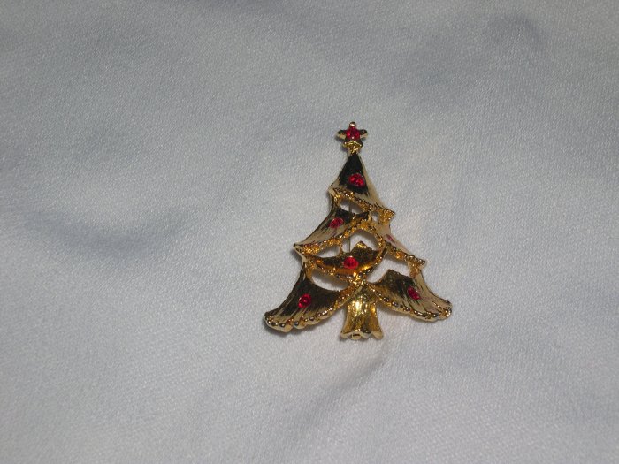 Vintage Holiday Christmas Tree Pin