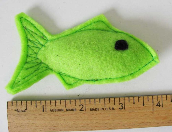 Catnip toy fish