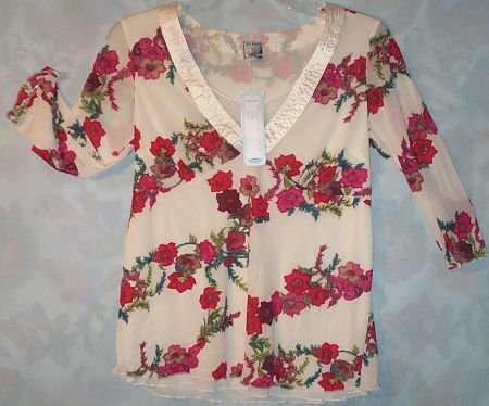 Bnwt Old Navy Maternity Mesh V-neck Sz S