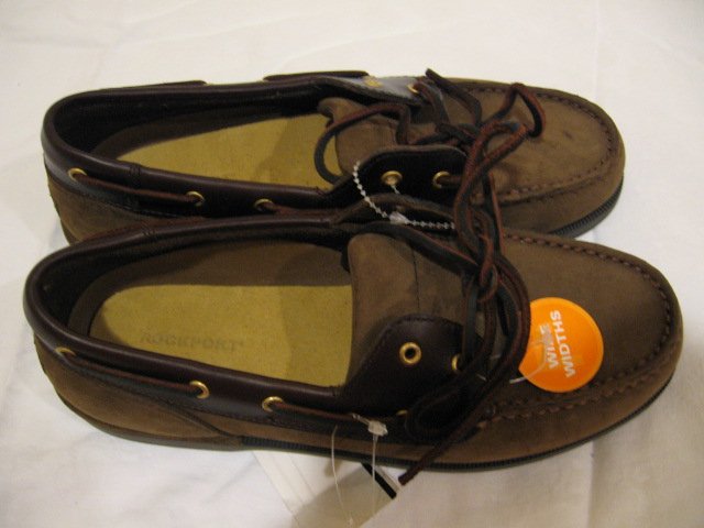 NEW Boy's Rockport Shoes, Size 6 , Wide