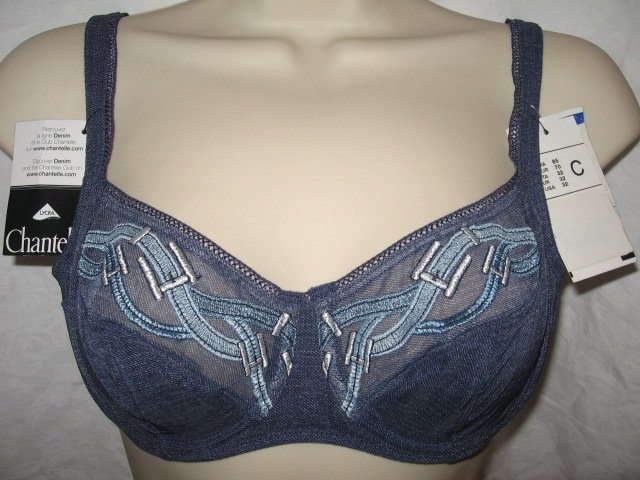 New Chantelle Demi Bra, size 32C - Free Shipping