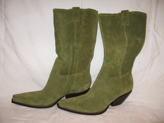 $225 NEW BCBG GIRL Womens Olive Green Boots, size 6